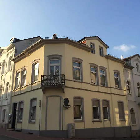 Grosses Und Helles Innenstadt - 巴特洪堡