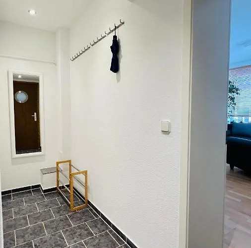 Grosses Und Helles Innenstadt - *